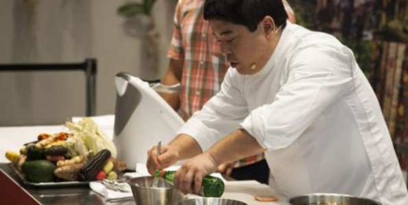 La cocina de Mitsuharu Tsumura sale de Perú